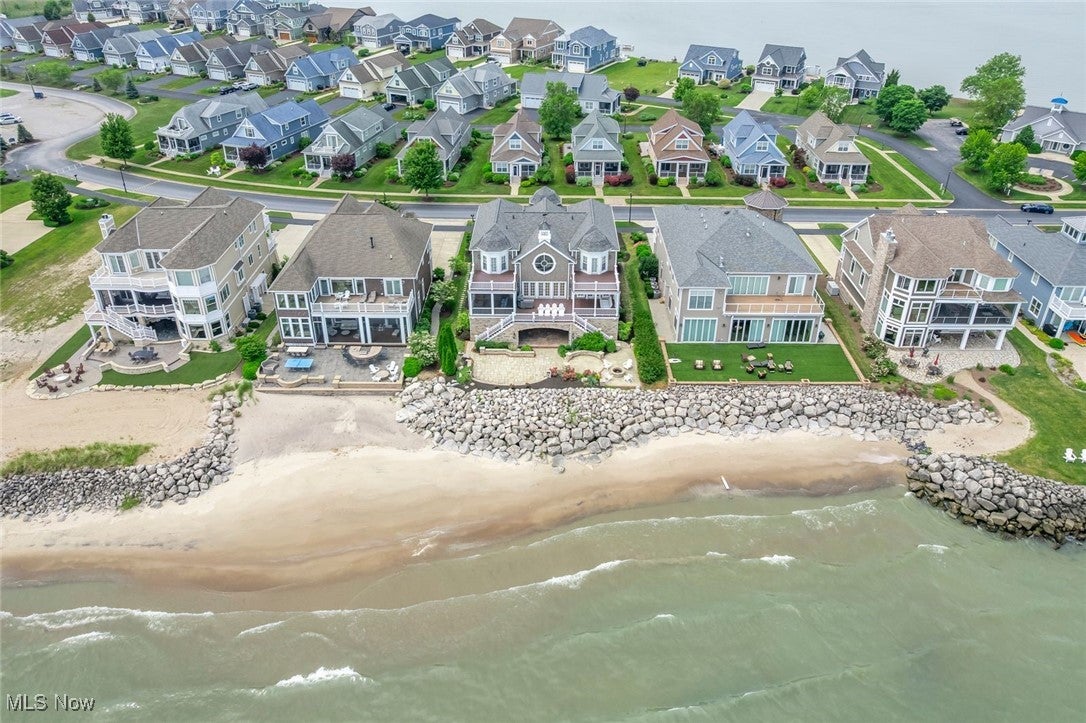 Marblehead, Ohio, 43440, United States, 6 Bedrooms Bedrooms, ,7 BathroomsBathrooms,Residential,Active,1756928