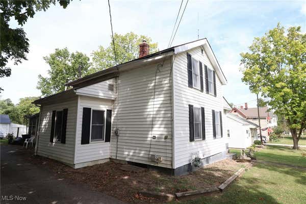 233 W NORTH ST, MEDINA, OH 44256, photo 3 of 9