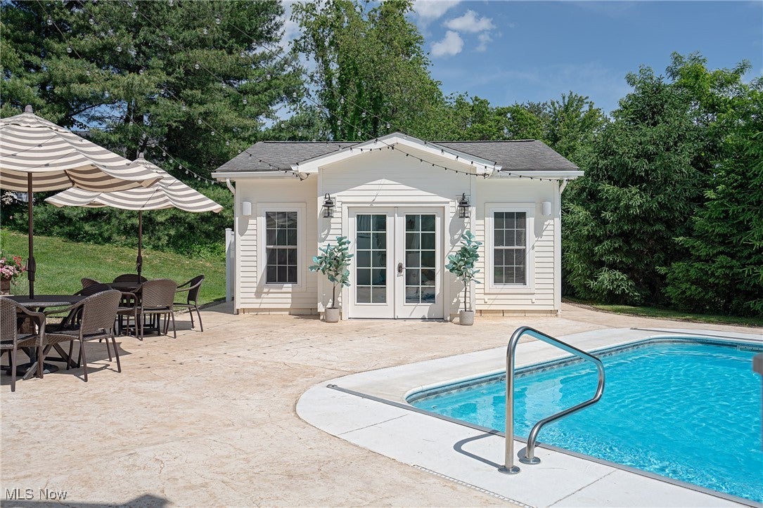 Marietta, Ohio, 45750, United States, ,6 BathroomsBathrooms,Residential,Active,1824493