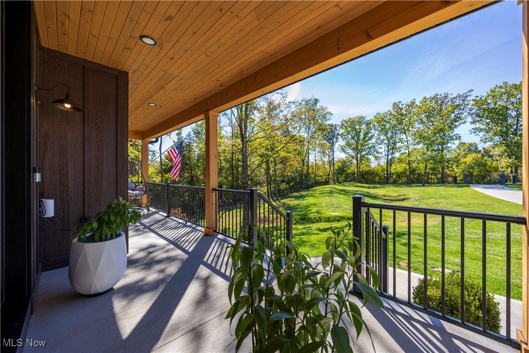 Medina, Ohio, 44256, United States, 4 Bedrooms Bedrooms, ,5 BathroomsBathrooms,Residential,Active,1953983