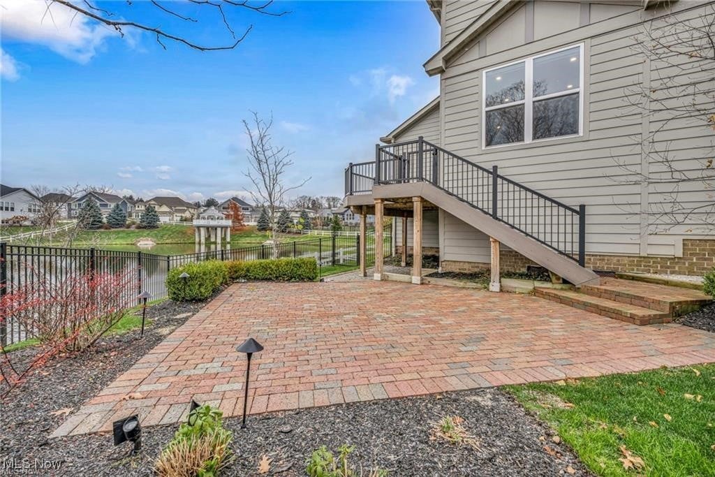 Chagrin Falls, Ohio, 44022, United States, 3 Bedrooms Bedrooms, ,4 BathroomsBathrooms,Residential,Active,1945059