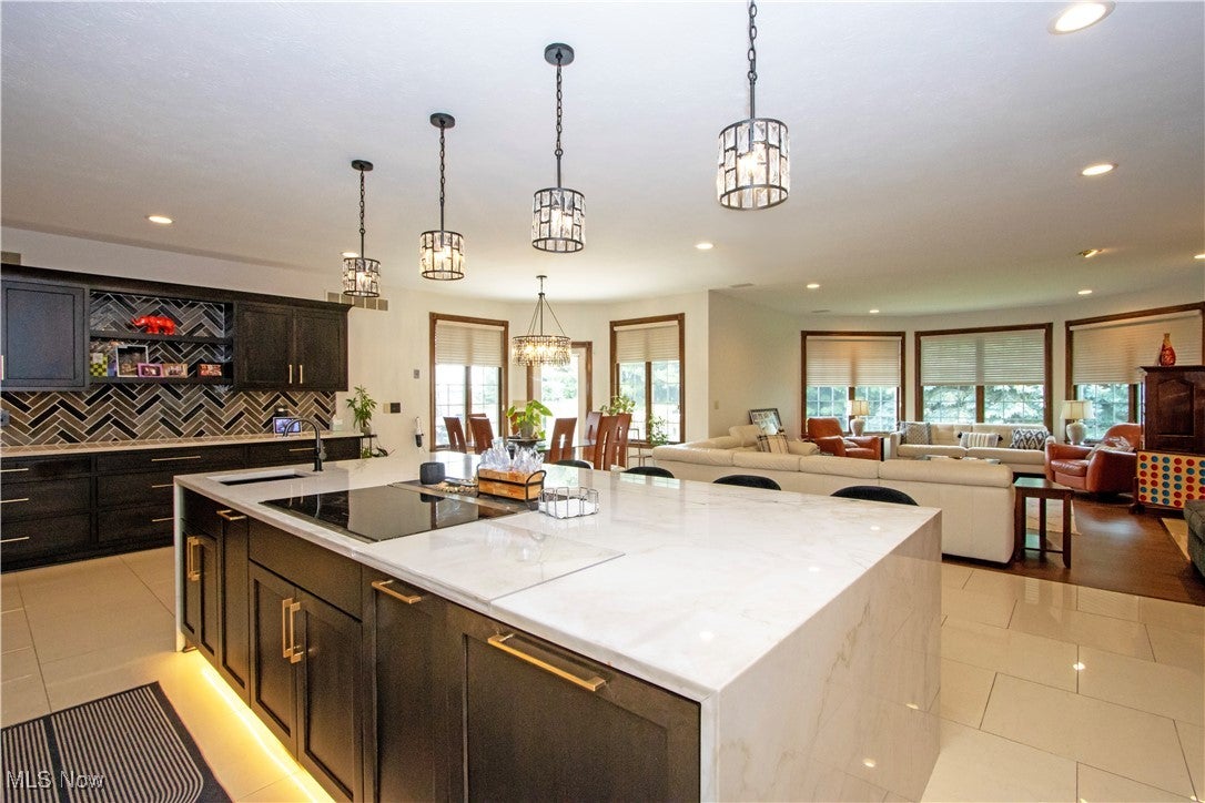 Wooster, Ohio, 44691, United States, 6 Bedrooms Bedrooms, ,9 BathroomsBathrooms,Residential,Active,1988412