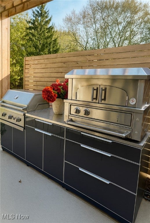 Westlake, Ohio, 44145, United States, 5 Bedrooms Bedrooms, ,6 BathroomsBathrooms,Residential,Active,1988431