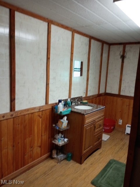 New London, Ohio, 44851, United States, 4 Bedrooms Bedrooms, ,3 BathroomsBathrooms,Residential,Active,1922737