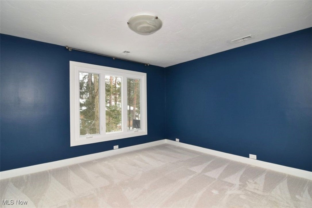 Shaker Heights, Ohio, 44122, United States, 4 Bedrooms Bedrooms, ,5 BathroomsBathrooms,Residential,Contingent,2007147