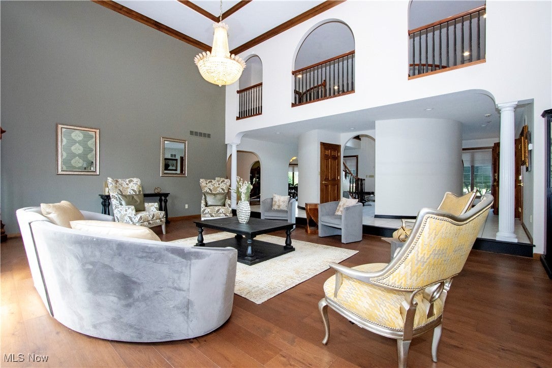 Wooster, Ohio, 44691, United States, 6 Bedrooms Bedrooms, ,9 BathroomsBathrooms,Residential,Active,1988412