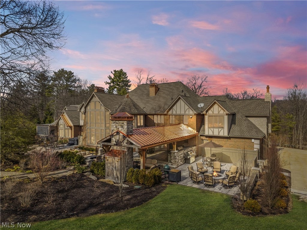 Brecksville, Ohio, 44141, United States, 9 Bedrooms Bedrooms, ,8 BathroomsBathrooms,Residential,Active,2027795