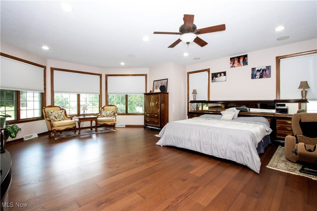 Wooster, Ohio, 44691, United States, 6 Bedrooms Bedrooms, ,9 BathroomsBathrooms,Residential,Active,1988412