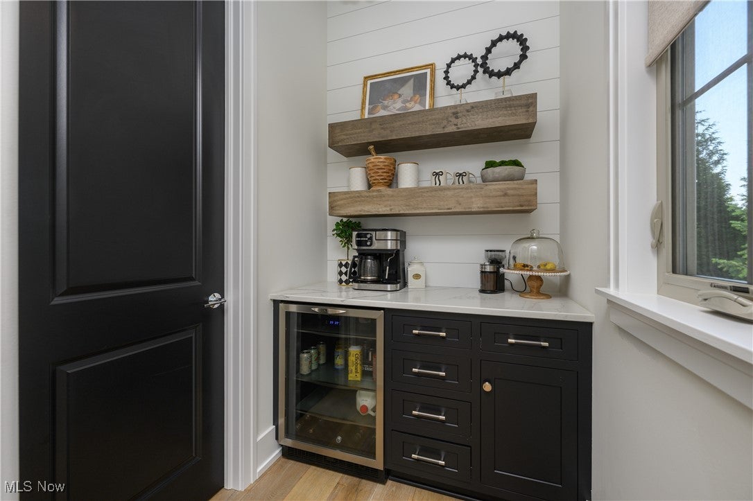 Massillon, Ohio, 44646, United States, 4 Bedrooms Bedrooms, ,4 BathroomsBathrooms,Residential,Active,1985564