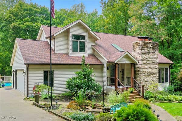 18976 THORPE RD, CHAGRIN FALLS, OH 44023 - Image 1