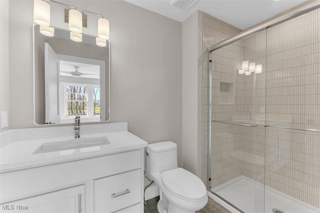 Aurora, Ohio, 44202, United States, 4 Bedrooms Bedrooms, ,4 BathroomsBathrooms,Residential,Active,2009163