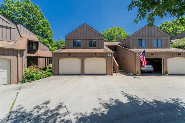 90 LANDINGS WAY, AVON LAKE, OH 44012 - Image 1