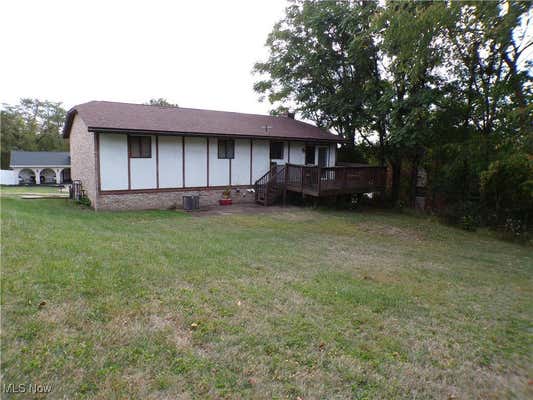 209 CONCORD CT, WEIRTON, WV 26062, photo 2 of 35