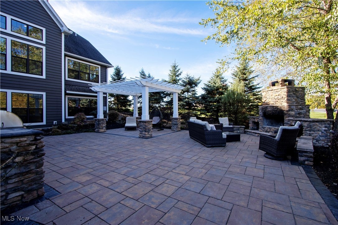 Wooster, Ohio, 44691, United States, 5 Bedrooms Bedrooms, ,5 BathroomsBathrooms,Residential,Active,1968098