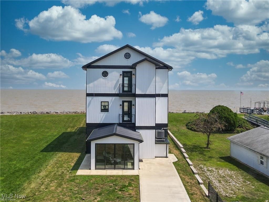 Curtice, Ohio, 43412, United States, 4 Bedrooms Bedrooms, ,3 BathroomsBathrooms,Residential,Active,1907973