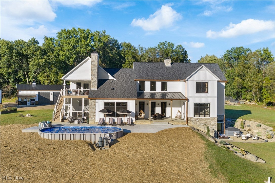 New Franklin, Ohio, 44216, United States, 6 Bedrooms Bedrooms, ,6 BathroomsBathrooms,Residential,Active,1989782