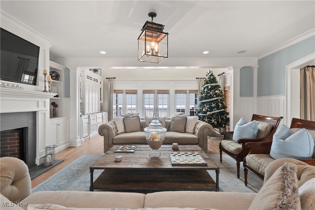 Marblehead, Ohio, 43440, United States, 6 Bedrooms Bedrooms, ,7 BathroomsBathrooms,Residential,Active,1756928