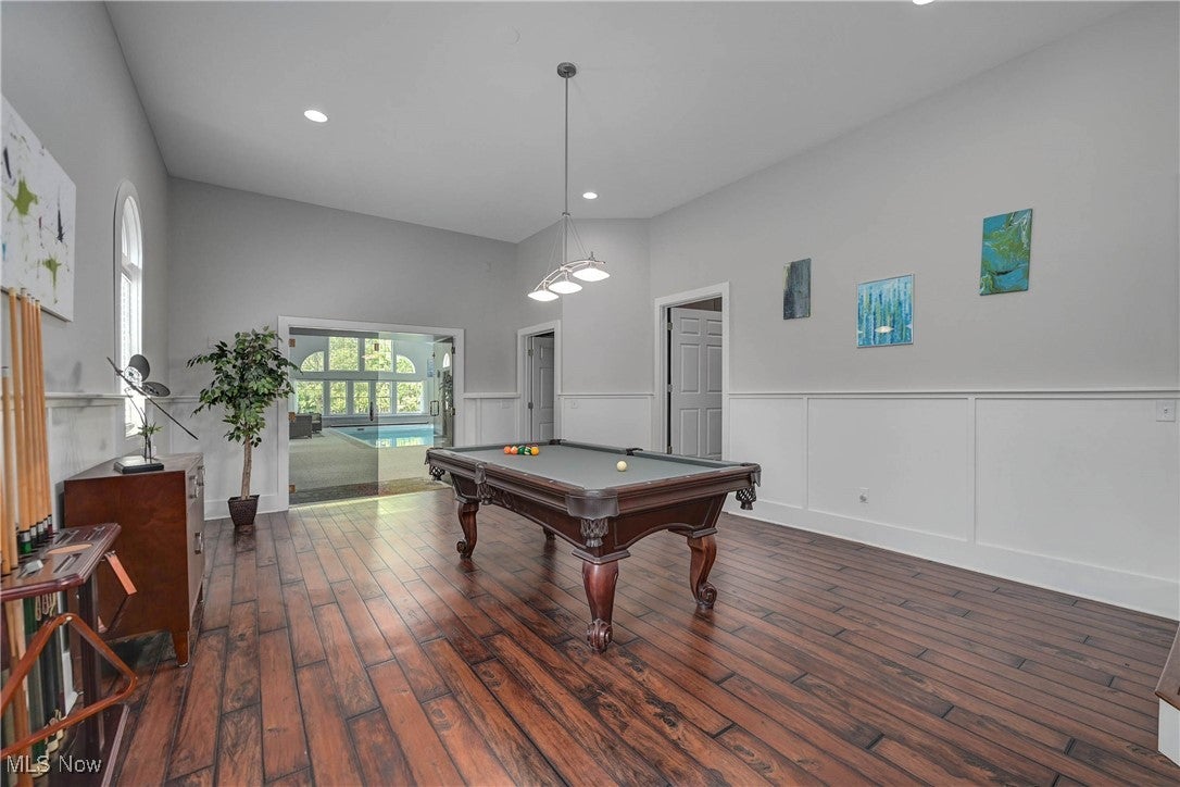 Amherst, Ohio, 44001, United States, 9 Bedrooms Bedrooms, ,6 BathroomsBathrooms,Residential,Active,1941346