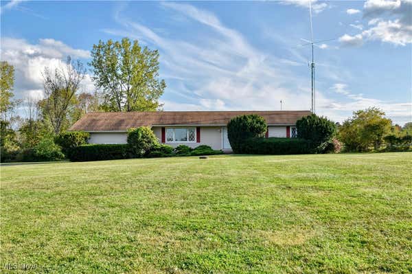 11165 ELK RUN RD, CHARDON, OH 44024 - Image 1