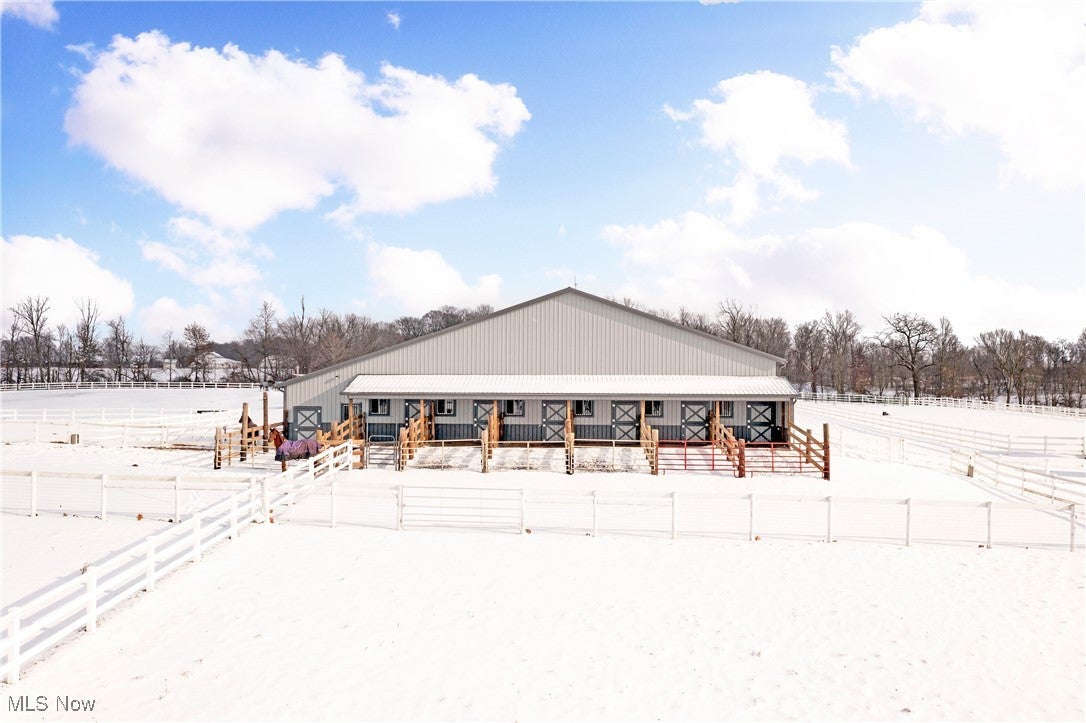 Canton, Ohio, 44721, United States, 3 Bedrooms Bedrooms, ,4 BathroomsBathrooms,Residential,Active,1997888