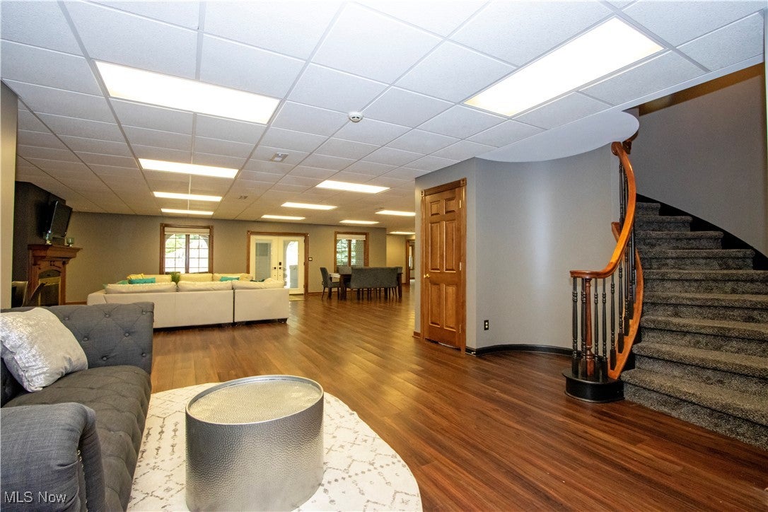 Wooster, Ohio, 44691, United States, 6 Bedrooms Bedrooms, ,9 BathroomsBathrooms,Residential,Active,1988412