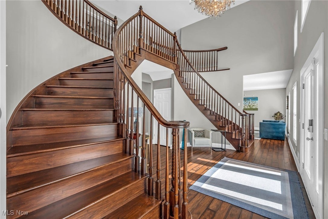 Amherst, Ohio, 44001, United States, 9 Bedrooms Bedrooms, ,6 BathroomsBathrooms,Residential,Active,1941346