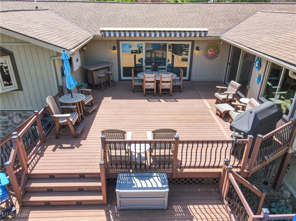 Roaming Shores, Ohio, 44084, United States, ,5 BathroomsBathrooms,Residential,Active,1820347