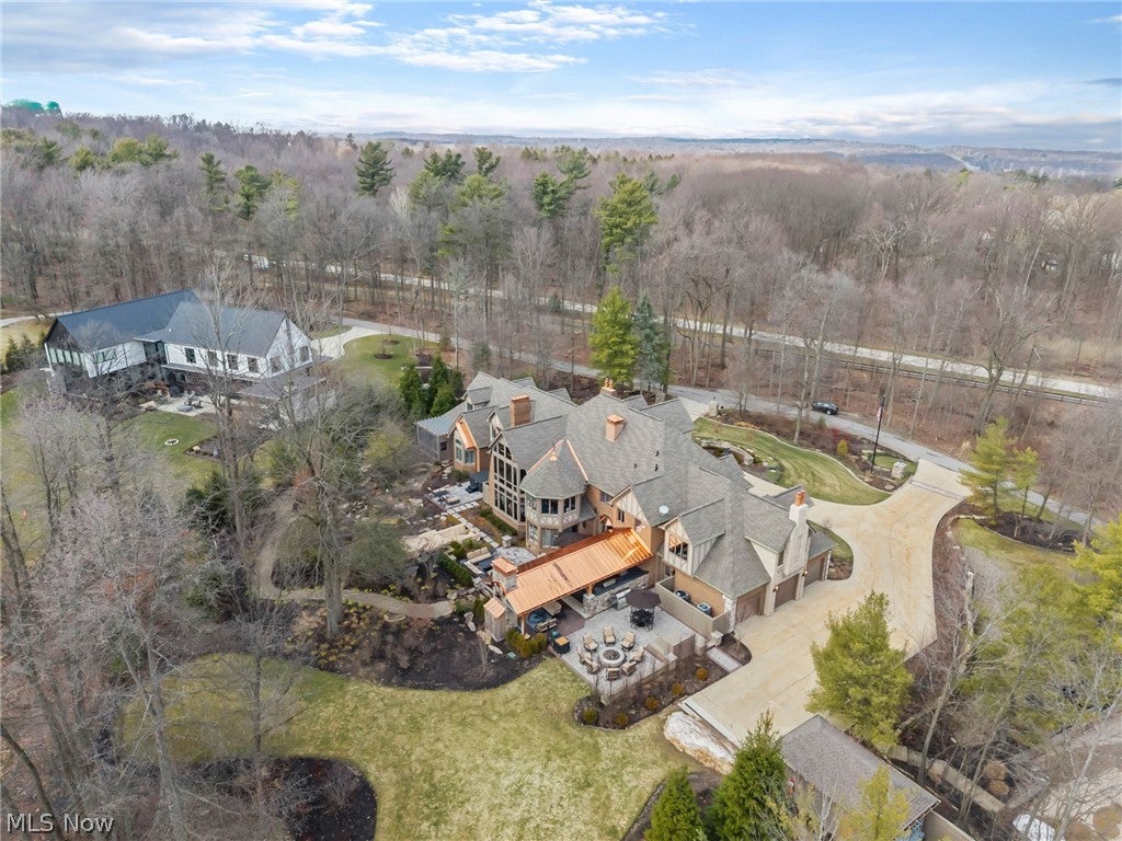 Brecksville, Ohio, 44141, United States, 9 Bedrooms Bedrooms, ,8 BathroomsBathrooms,Residential,Active,2027795