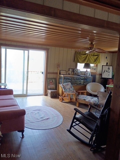 New London, Ohio, 44851, United States, 4 Bedrooms Bedrooms, ,3 BathroomsBathrooms,Residential,Active,1922737