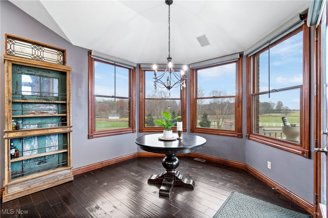 Canton, Ohio, 44721, United States, 3 Bedrooms Bedrooms, ,4 BathroomsBathrooms,Residential,Active,1997888