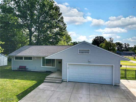 411 CRESTWOOD DR, RAVENNA, OH 44266 - Image 1