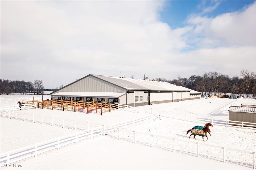 Canton, Ohio, 44721, United States, 3 Bedrooms Bedrooms, ,4 BathroomsBathrooms,Residential,Active,1997888