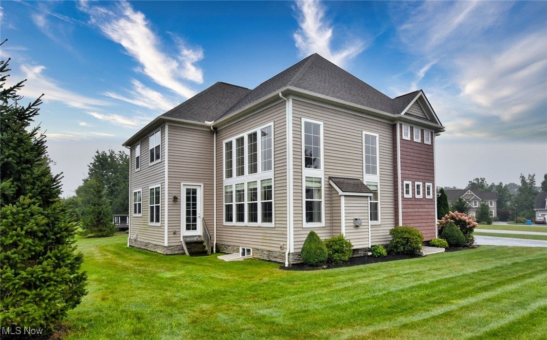 Chagrin Falls, Ohio, 44023, United States, 5 Bedrooms Bedrooms, ,5 BathroomsBathrooms,Residential,Active,1929410