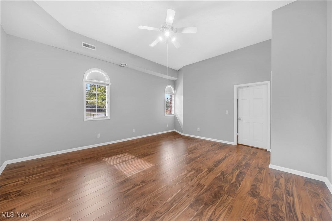 Amherst, Ohio, 44001, United States, 9 Bedrooms Bedrooms, ,6 BathroomsBathrooms,Residential,Active,1941346