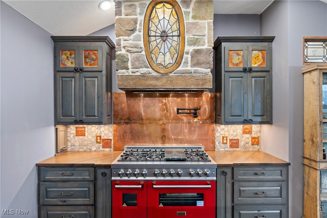 Canton, Ohio, 44721, United States, 3 Bedrooms Bedrooms, ,4 BathroomsBathrooms,Residential,Active,1997888