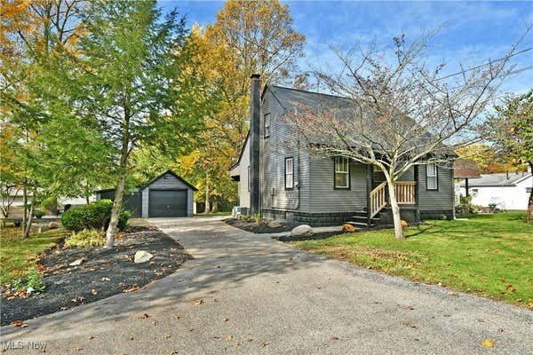 572 HOWLAND WILSON RD SE, WARREN, OH 44484 - Image 1