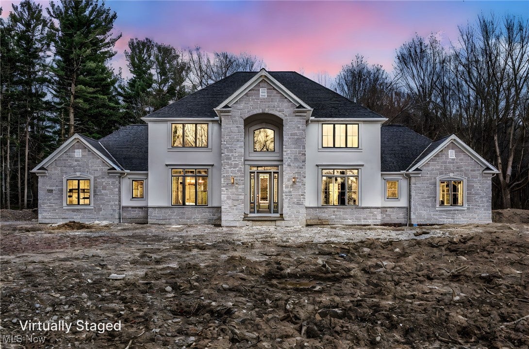 Solon, Ohio, 44139, United States, 5 Bedrooms Bedrooms, ,4 BathroomsBathrooms,Residential,Active,1986883