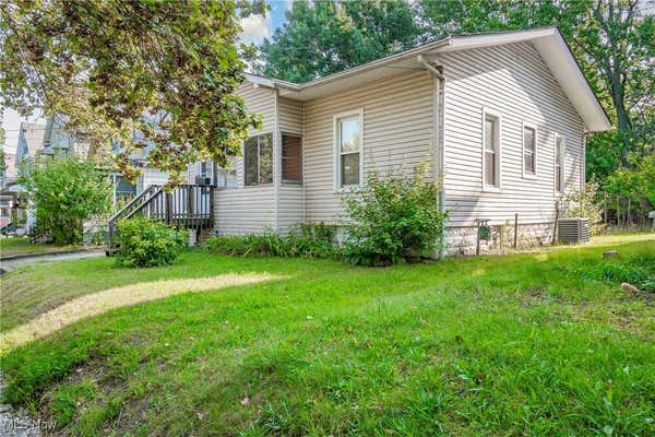 859 BEARDSLEY ST, AKRON, OH 44311, photo 3 of 22