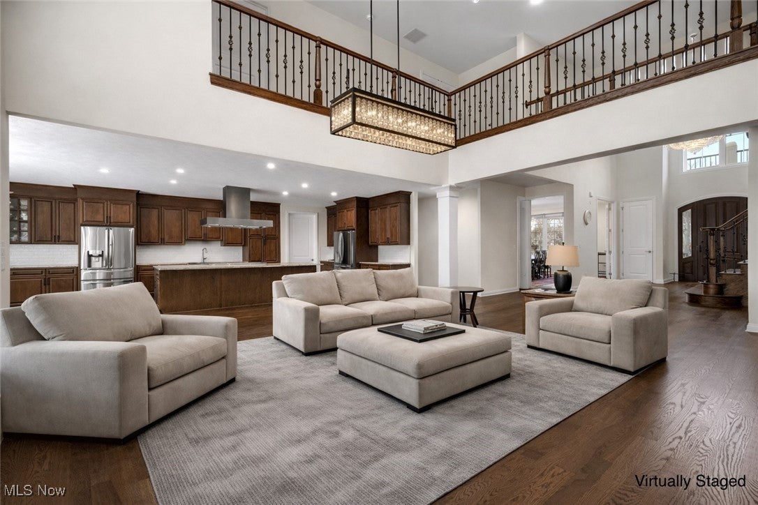 Westlake, Ohio, 44145, United States, 11 Bedrooms Bedrooms, ,9 BathroomsBathrooms,Residential,Active,2015263