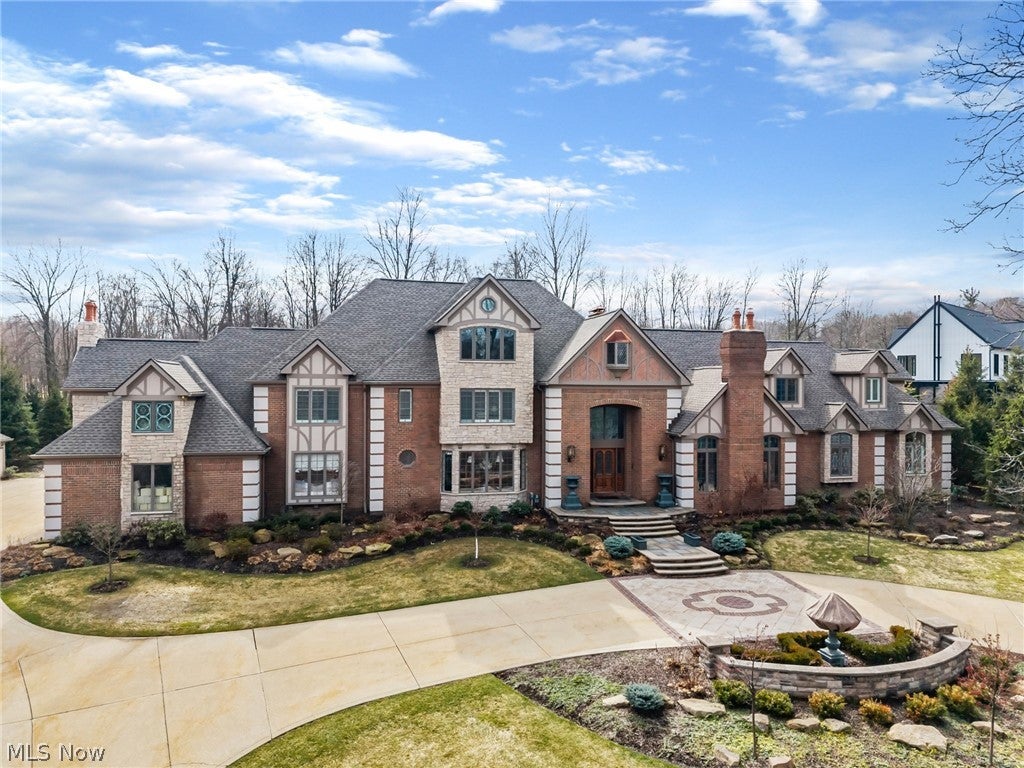 Brecksville, Ohio, 44141, United States, 9 Bedrooms Bedrooms, ,8 BathroomsBathrooms,Residential,Active,2027795