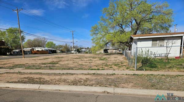 418 S CEDAR AVE, ROSWELL, NM 88203 - Image 1