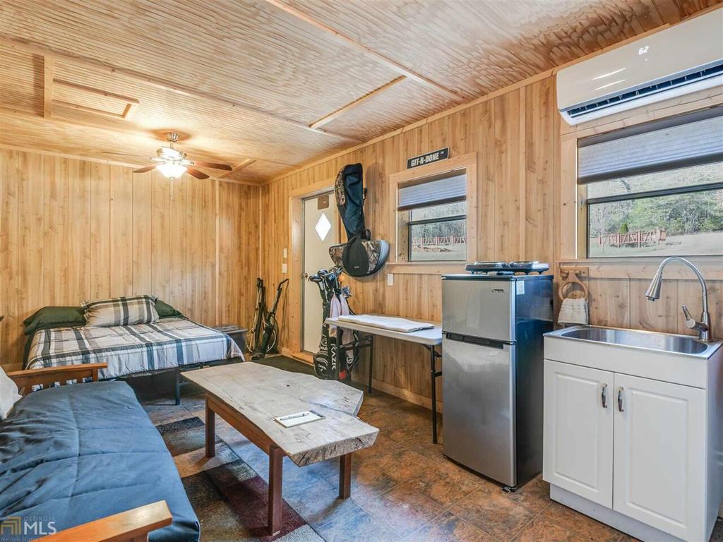 Blue Ridge, Georgia, 30513, United States, 3 Bedrooms Bedrooms, ,3 BathroomsBathrooms,Residential,Active,1926691