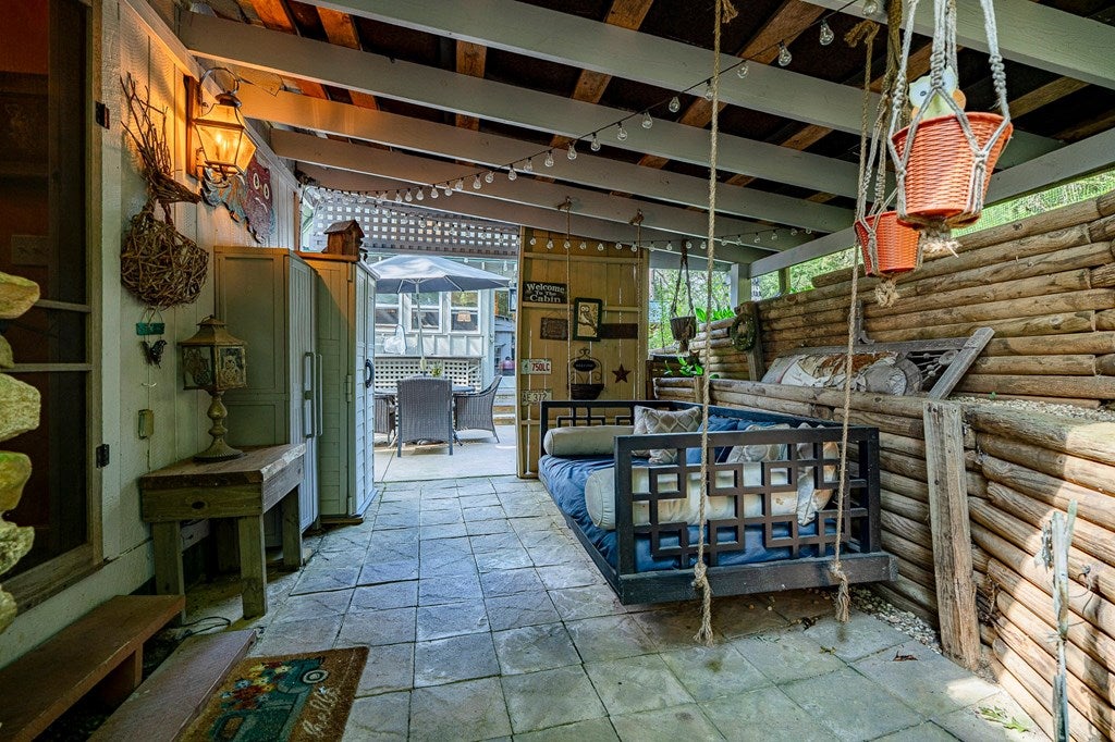 Blairsville, Georgia, 30512, United States, 5 Bedrooms Bedrooms, ,6 BathroomsBathrooms,Residential,Active,1944103