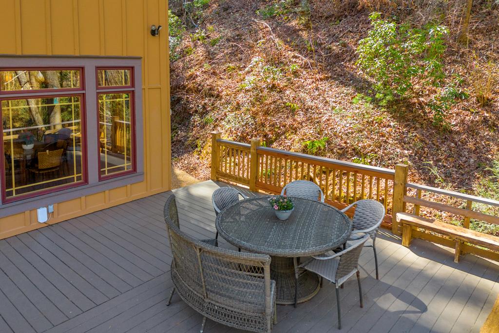 Cherry Log, Georgia, 30522, United States, 4 Bedrooms Bedrooms, ,5 BathroomsBathrooms,Residential,Active,1959948