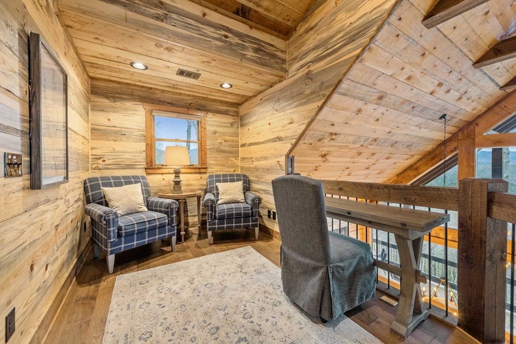 Blue Ridge, Georgia, 30513, United States, 4 Bedrooms Bedrooms, ,4 BathroomsBathrooms,Residential,Active,1965858