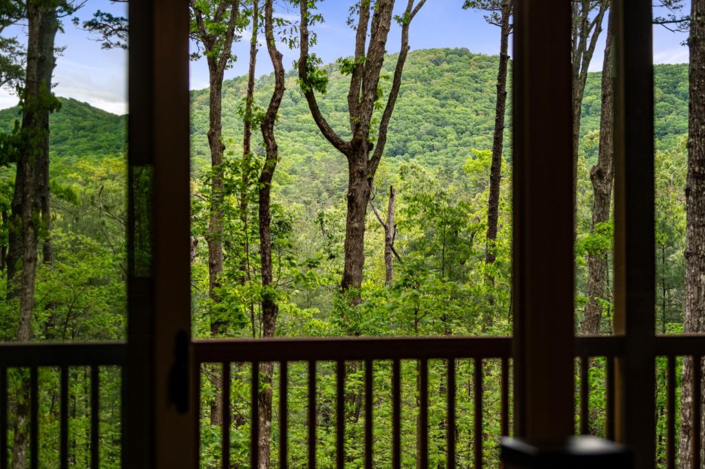 Ellijay, Georgia, 30536, United States, 4 Bedrooms Bedrooms, ,4 BathroomsBathrooms,Residential,Active,1800168