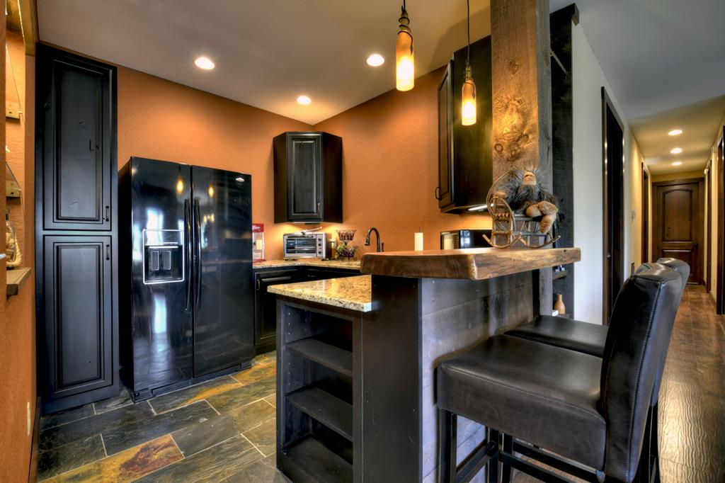 Ellijay, Georgia, 30536, United States, 5 Bedrooms Bedrooms, ,6 BathroomsBathrooms,Residential,Active,1953362