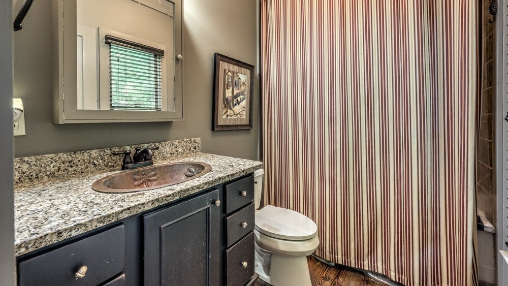 Ellijay, Georgia, 30536, United States, 6 Bedrooms Bedrooms, ,5 BathroomsBathrooms,Residential,Active,1929800