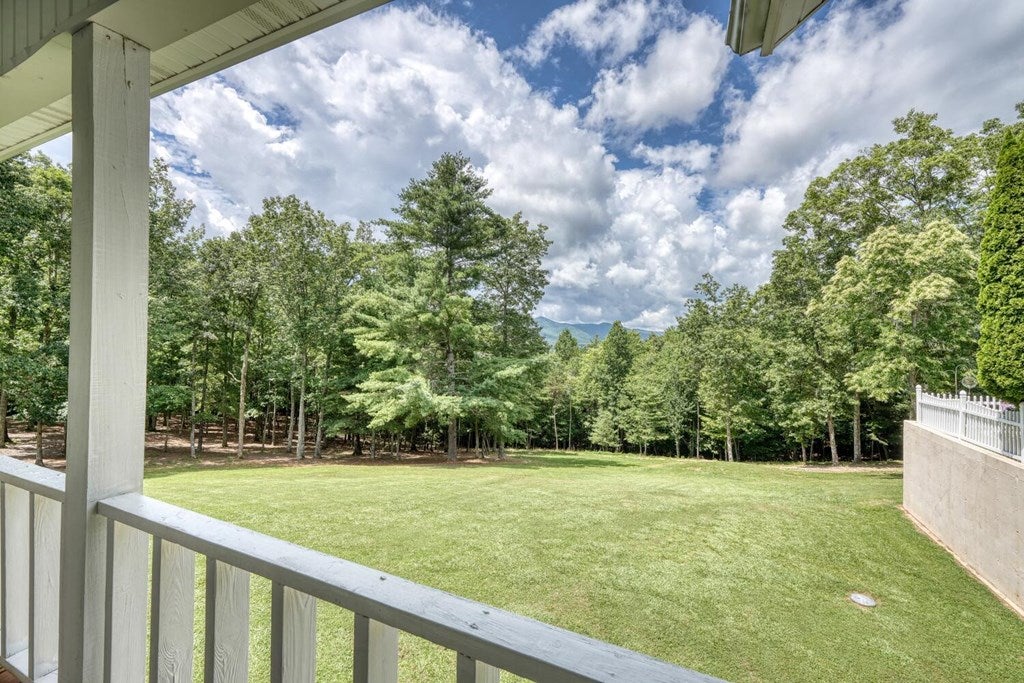 Blairsville, Georgia, 30512, United States, 4 Bedrooms Bedrooms, ,4 BathroomsBathrooms,Residential,Active,1892611