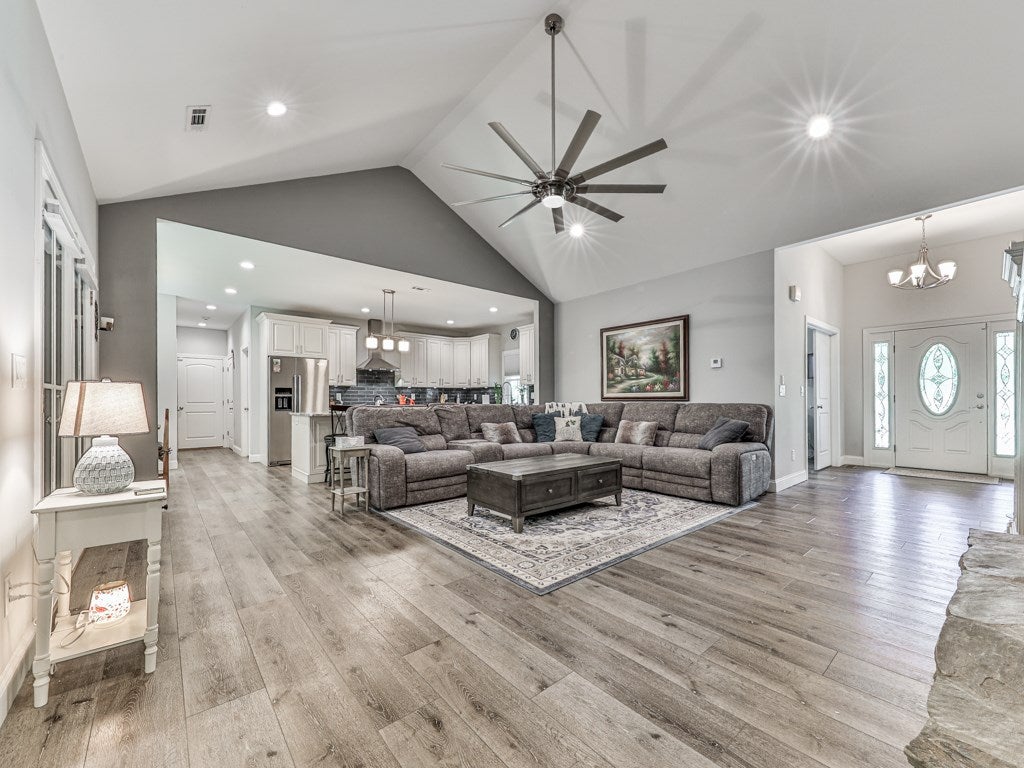 Ellijay, Georgia, 30540, United States, 4 Bedrooms Bedrooms, ,5 BathroomsBathrooms,Residential,Active,1952037